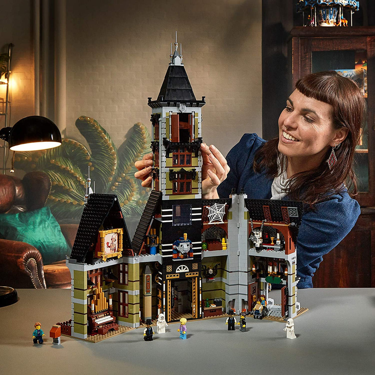 Lego Haunted House 10273