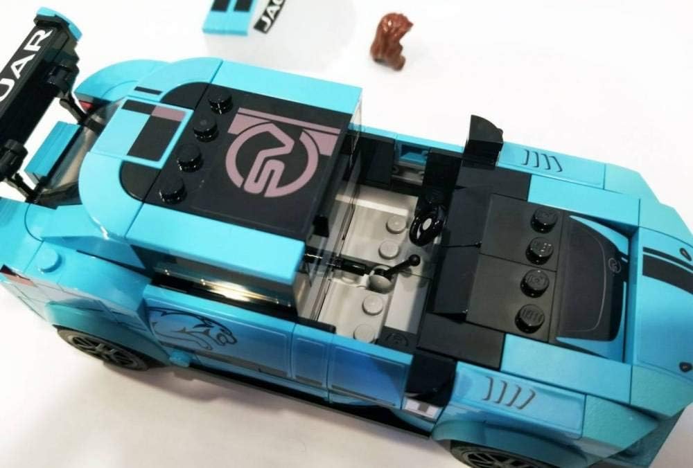 Lego Formula E Panasonic Jaguar Racing GEN2 car &amp; Jaguar I-PACE eTROPHY 76898